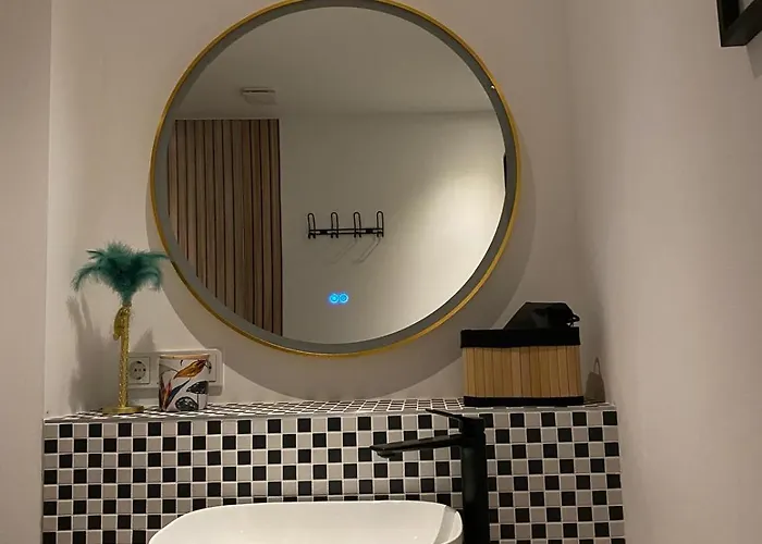 Moderne Im Herzen Von ザールブルク