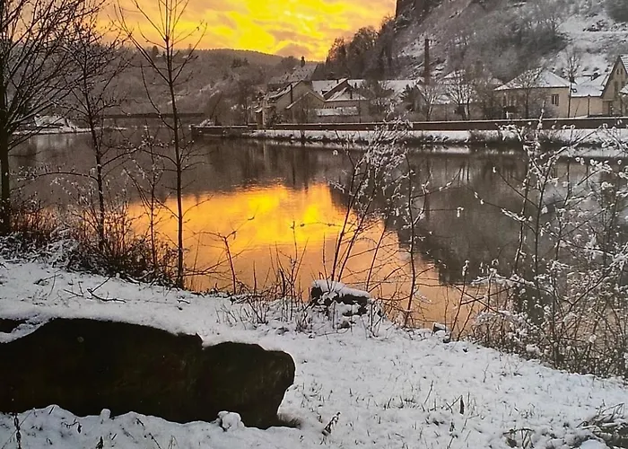 アパート Moderne Im Herzen Von ザールブルク