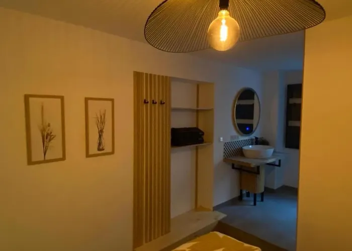 Moderne Im Herzen Von アパート *